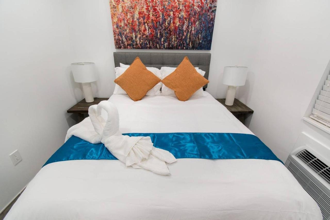 Chick & Fashionable 1 Bedroom Apt Beach Unit # 4 Hollywood Esterno foto
